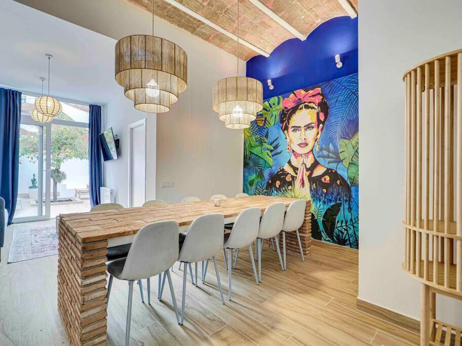 Casa Mandarina: 4 Bedrooms - 2 Terraces - Parking L'Hospitalet de Llobregat Exterior photo