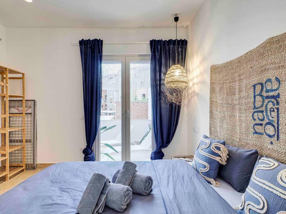 Casa Mandarina: 4 Bedrooms - 2 Terraces - Parking L'Hospitalet de Llobregat Exterior photo
